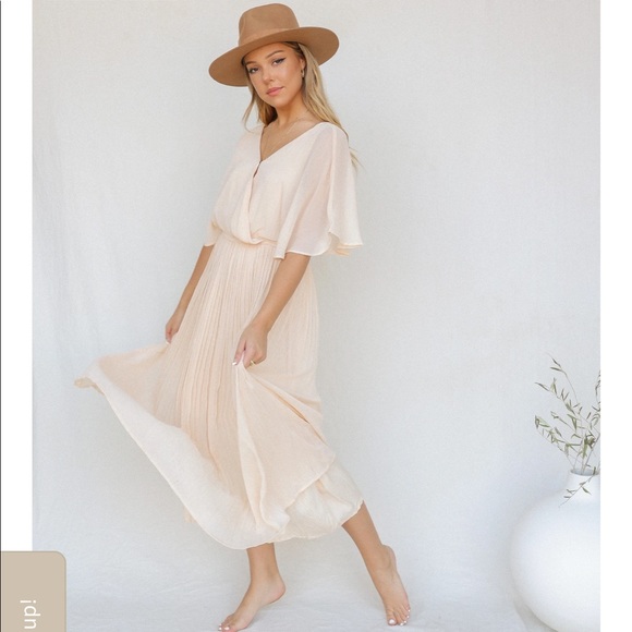 Champagne Pleated Dress- Tags Attached! Size Large - Picture 9 of 11